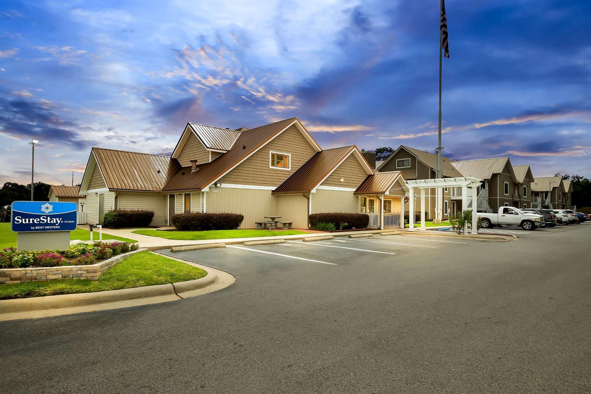 Surestay Studio By Best Western بينساكولا المظهر الخارجي الصورة